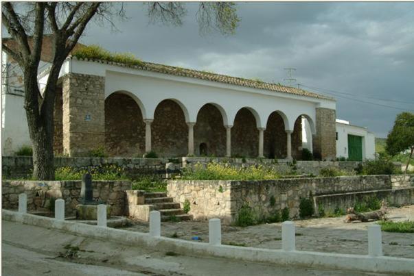 Hostal Los Claveles Baena Kültér fotó