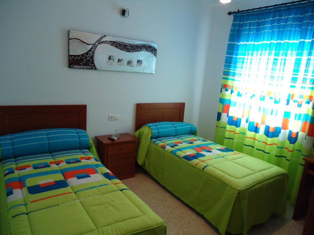 Hostal Los Claveles Baena Szoba fotó