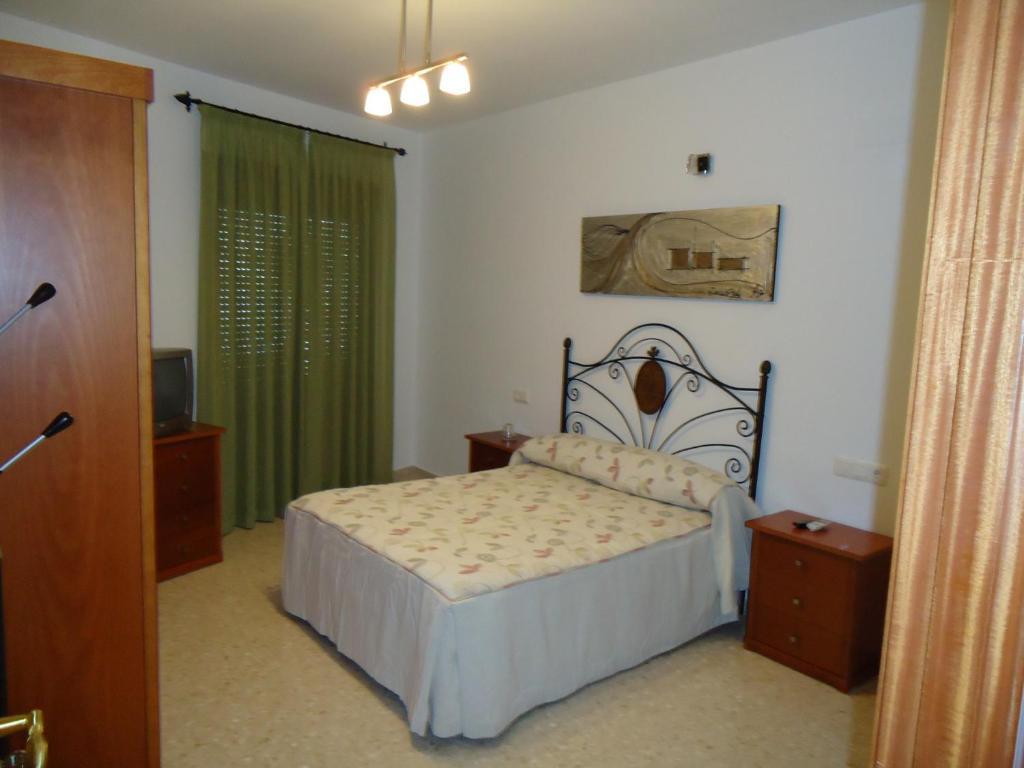 Hostal Los Claveles Baena Szoba fotó